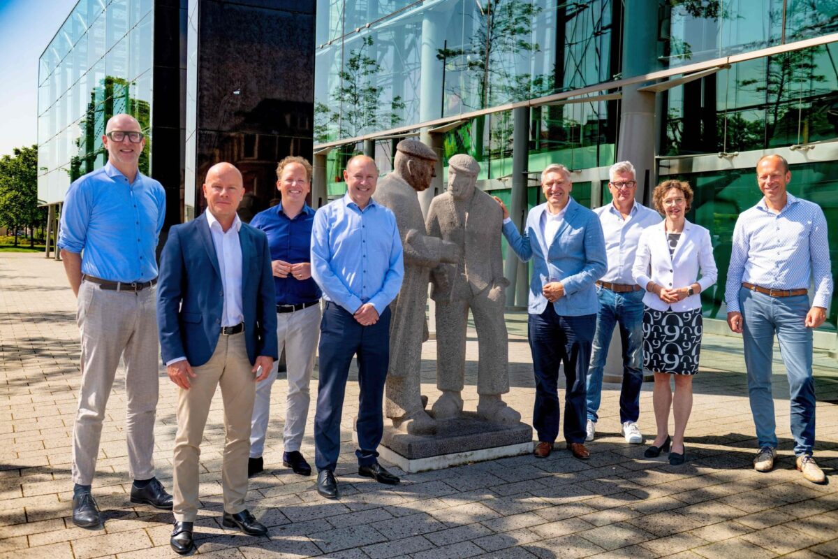 Burgemeester en wethouder bezoeken Raad van Bestuur Achmea