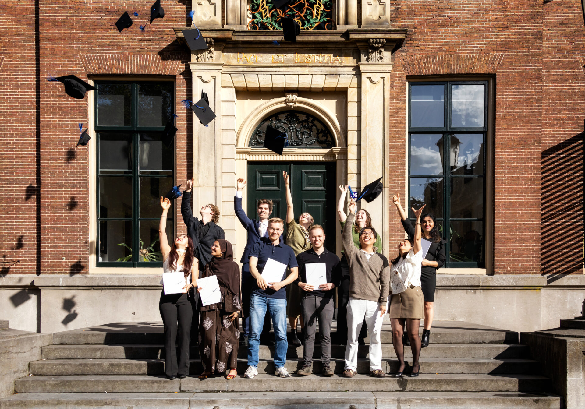 Nieuwe generatie 'watertalenten' viert afstuderen in Leeuwarden